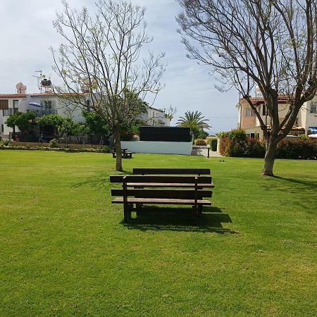 Eros Maisonette In Latchi Area Just 700 Meters Or One-Minute Drive From Polis Municipal Beach Eksteriør bilde